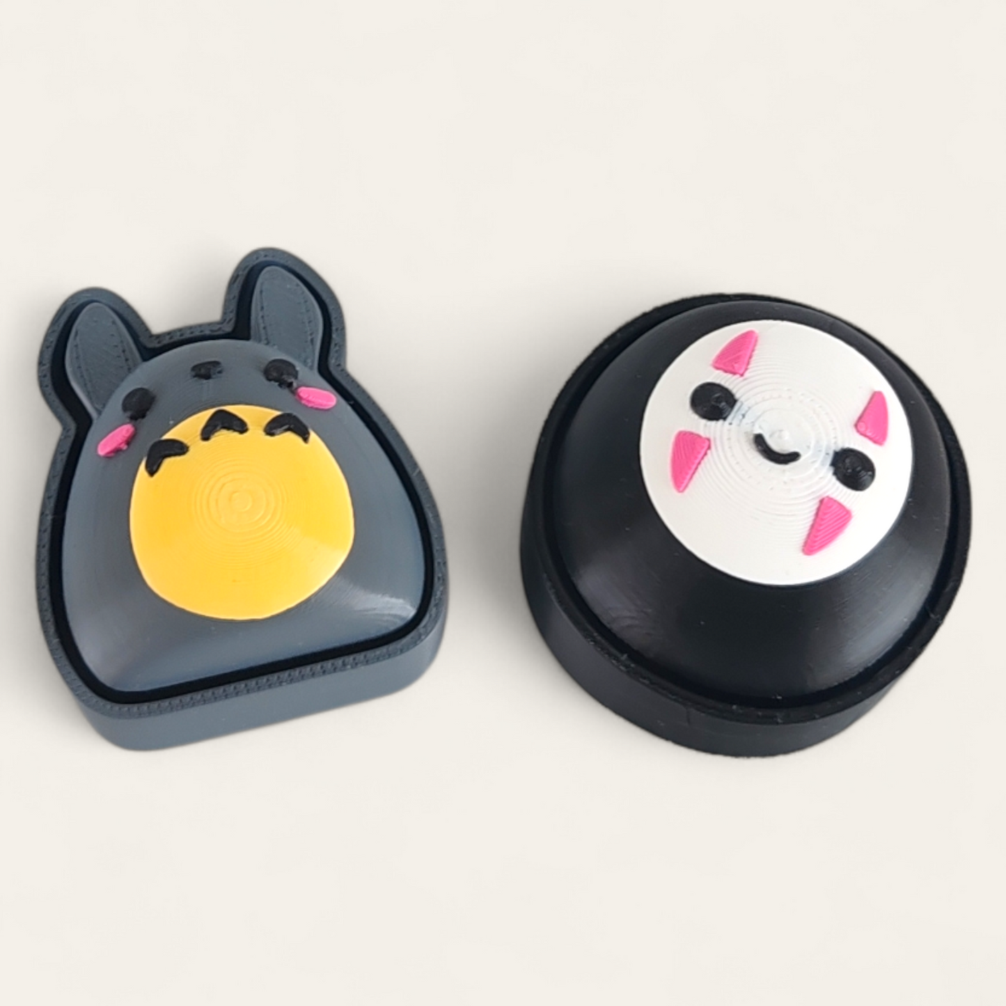 Clicker Fidget Toy - Totoro y "Sin Cara"