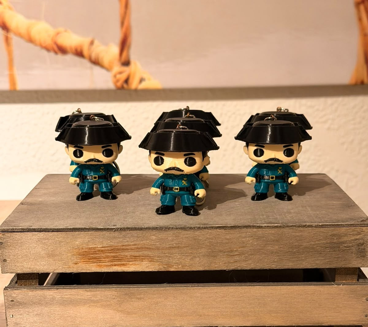 Llavero Guardia Civil Estilo Pop 3D – Figura Coleccionable